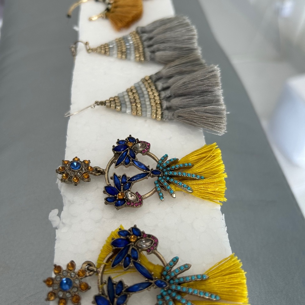 3 pairs of Feather earrings